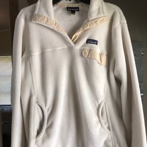 Large Patagonia Pullover